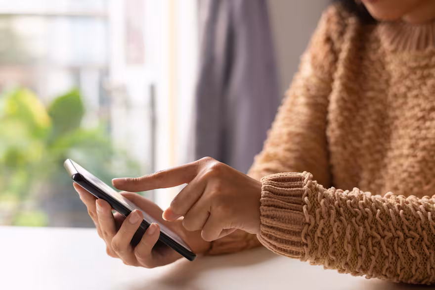 Cómo convertir cualquier palabra en sticker en WhatsApp en pocos segundos