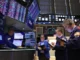 Suba de acciones argentinas en Wall Street y baja del riesgo país