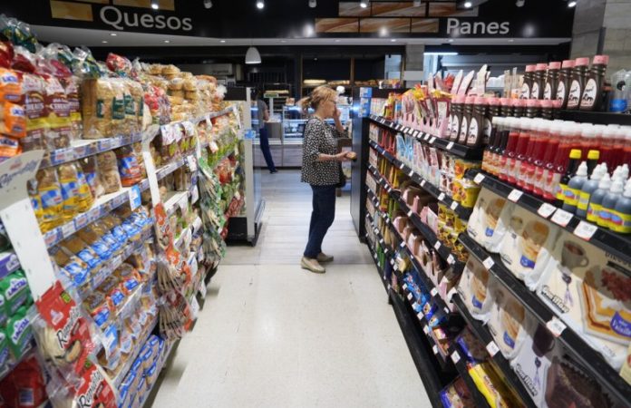En agosto, los precios de los alimentos se dispararon más de un 25% en Rosario