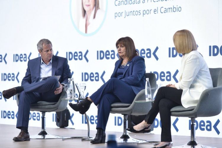 Coloquio de IDEA: Bullrich expuso sus ideas y Milei intentó vaciarle el acto