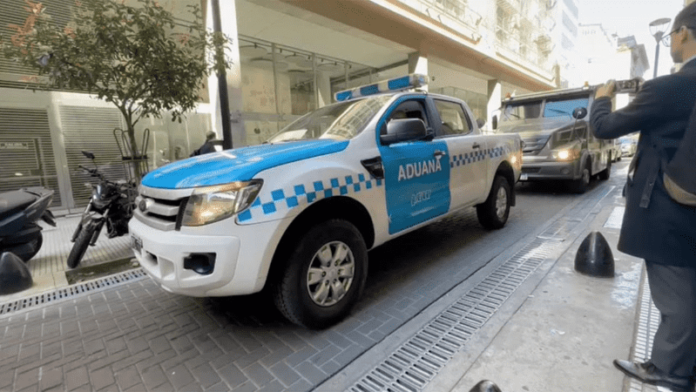 Los procedimientos de la Aduana en Bancos y financieras llegaron a Rosario