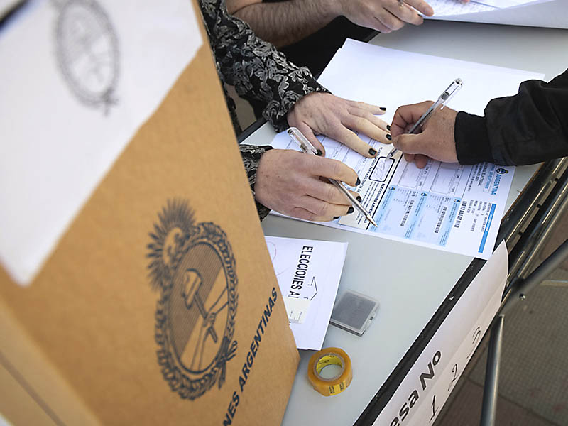 El jueves comienzan a pagar a las autoridades de mesa de las elecciones provinciales