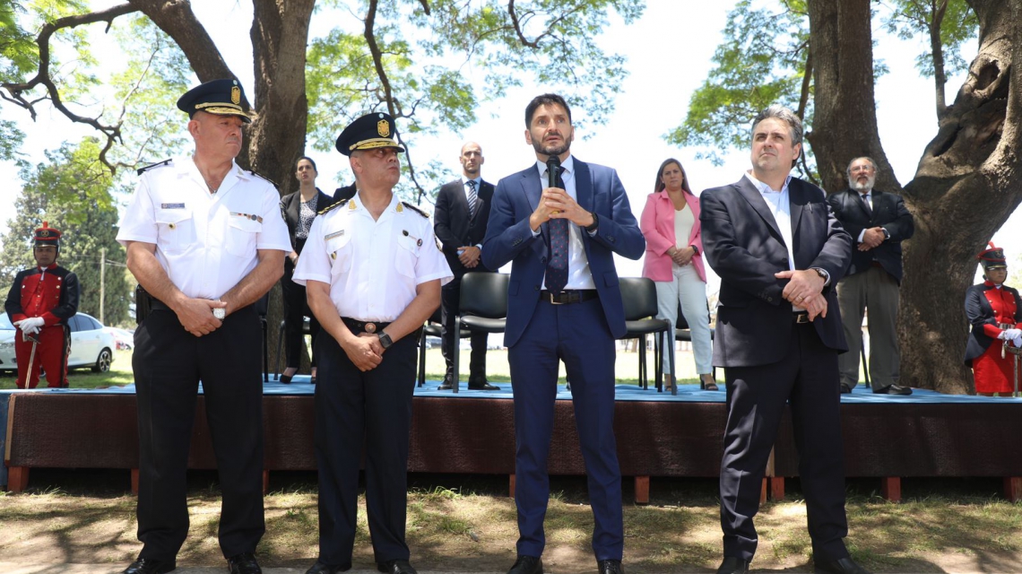 PULLARO PUSO EN FUNCIONES A LOS NUEVOS JEFES DE LA POLICÍA