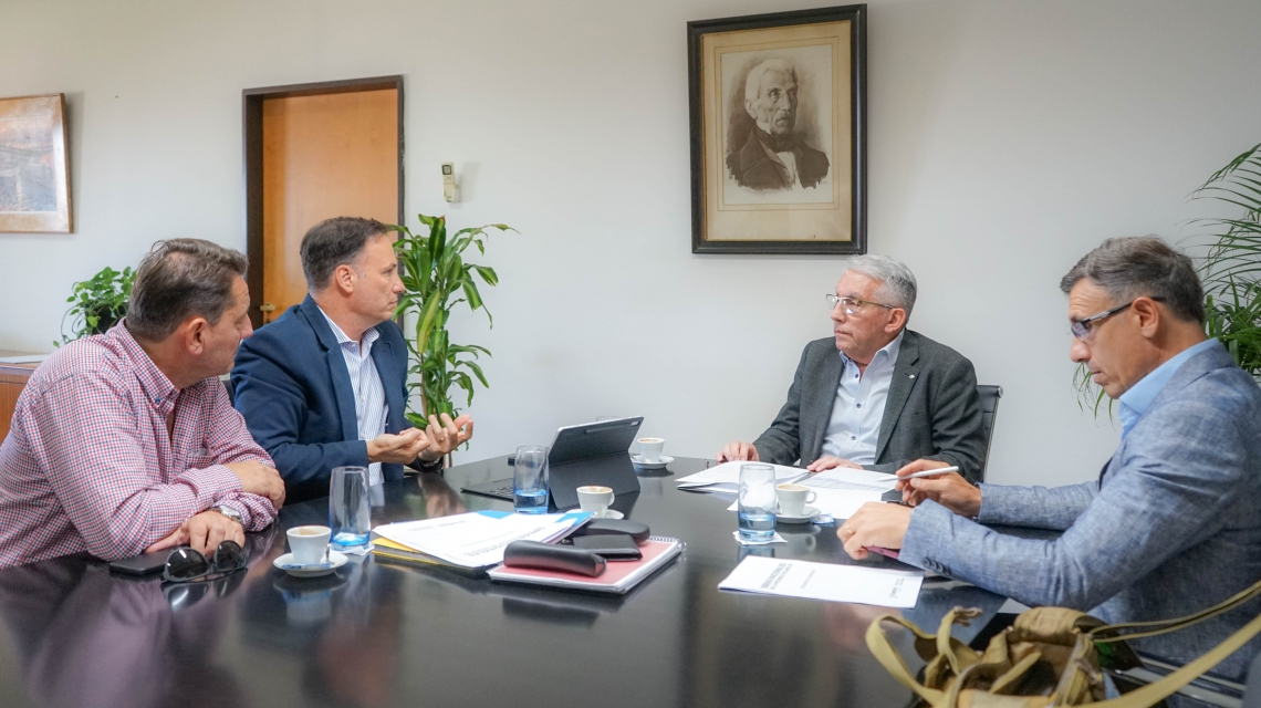 Enrico: “Trajimos el pedido de los santafesinos para que se reparen las rutas nacionales”