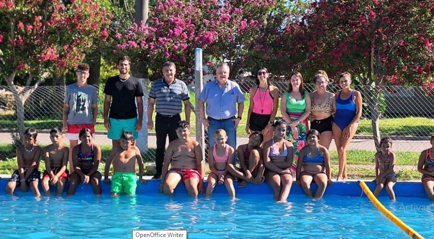 Michlig y González visitaron natatorios públicos  “Escuelas de Verano”